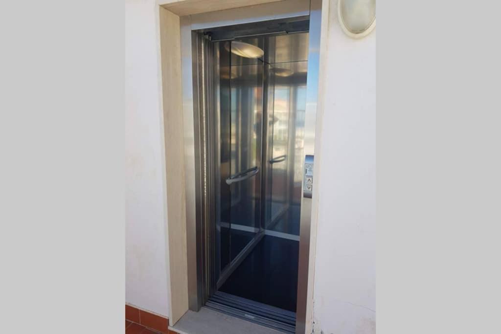 Attico Sul Mare A Sanremo Apartment Exterior photo